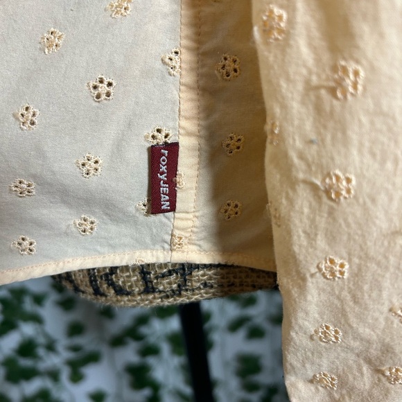 Roxy Cream Casual Button Down Shirt with Embroidered Yoke - Picture 7 of 9